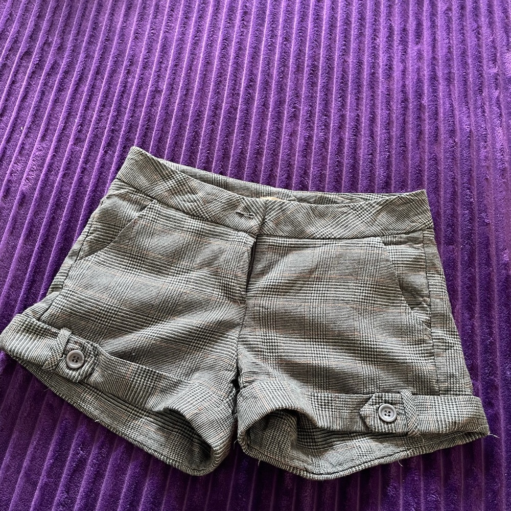 women’s plaid shorts